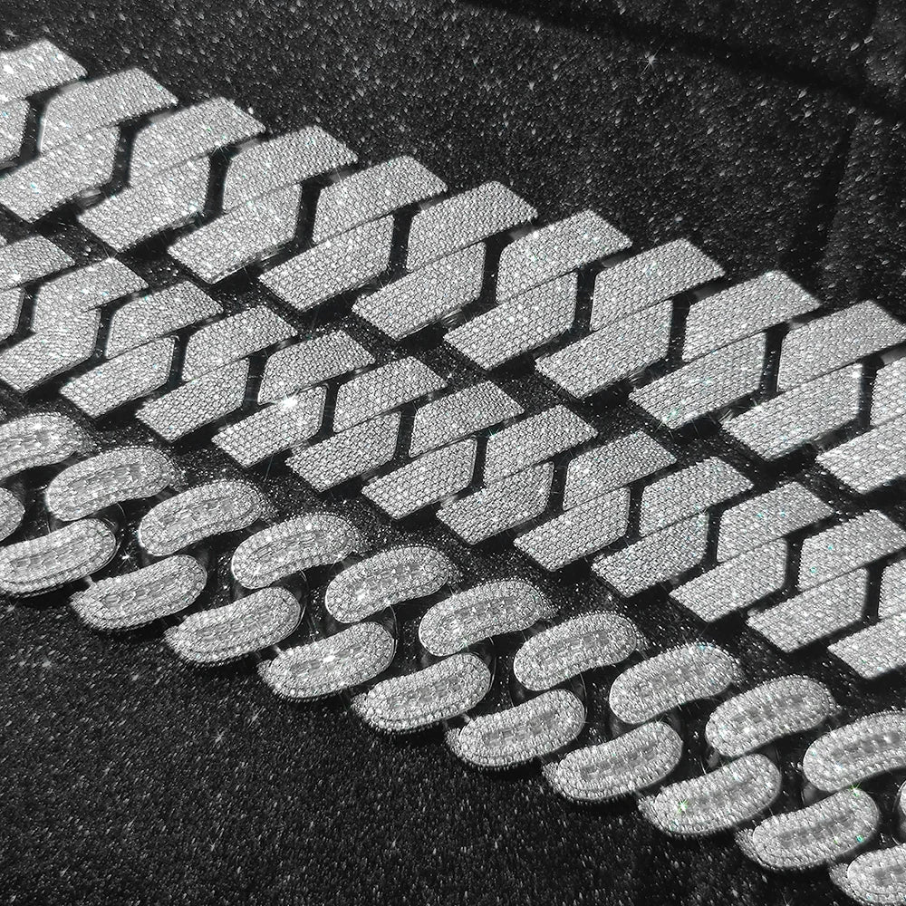 Iced Out Cuban Link Bracelet 29mm