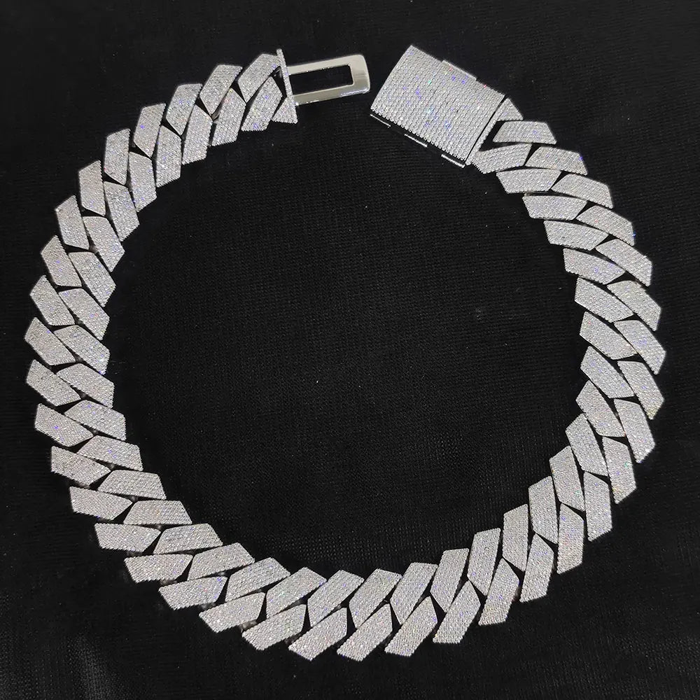 Iced Out Cuban Link Neclace 25mm
