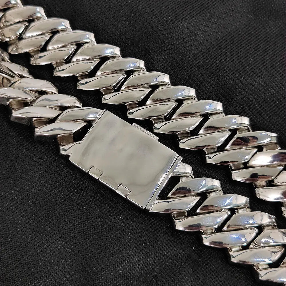 Iced Out Cuban Link Neclace 25mm